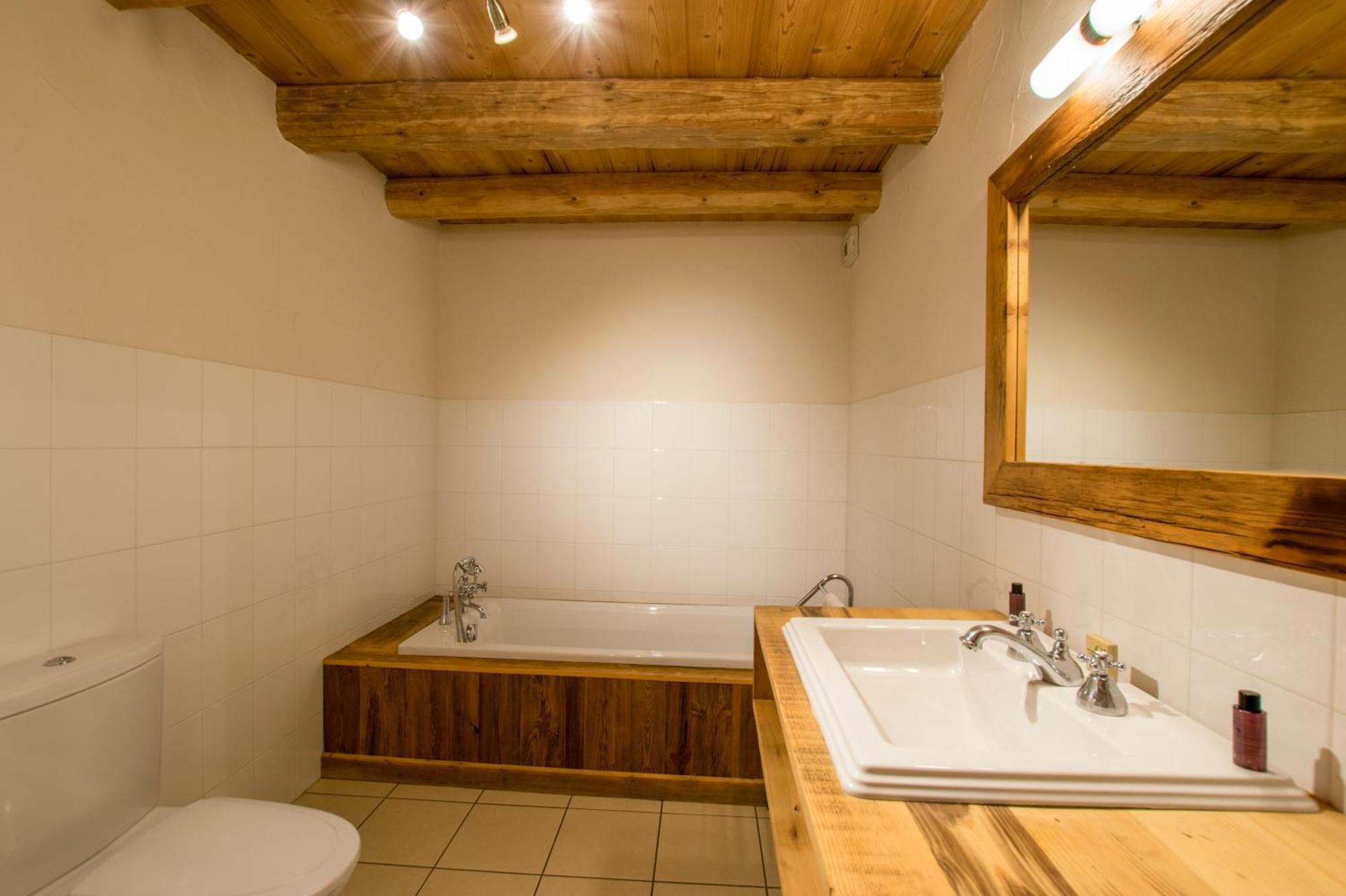 La Ferme Du Chateau Abondance Esterno foto